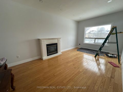 Photo 16 at 1 Humber Forest Court, Sonoma Heights, Vaughan