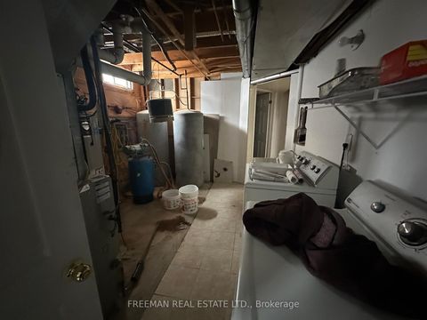 Photo 27 at 1 Humber Forest Court, Sonoma Heights, Vaughan