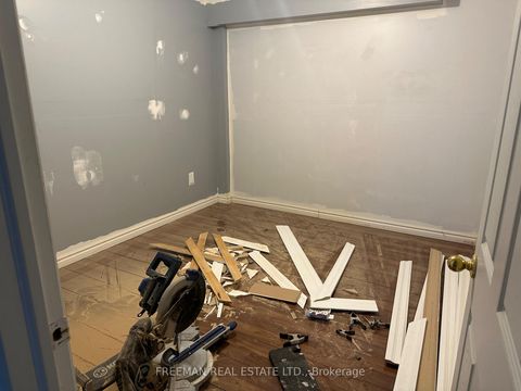 Photo 32 at 1 Humber Forest Court, Sonoma Heights, Vaughan