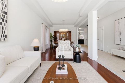 Photo 3 at 417 Kwapis Boulevard, Woodland Hill, Newmarket