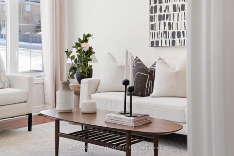 Photo 7 at 417 Kwapis Boulevard, Woodland Hill, Newmarket