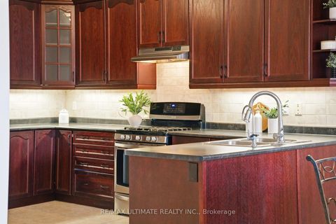 Photo 13 at 417 Kwapis Boulevard, Woodland Hill, Newmarket