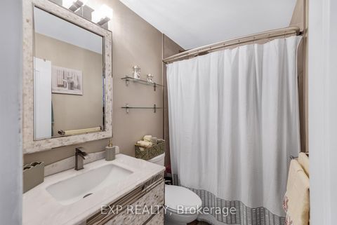 Photo 29 at 45 Sandlewood Court, Bayview Wellington, Aurora