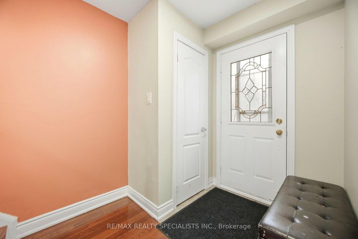 Photo 4 at 44 Herkley Drive, Madoc, Brampton