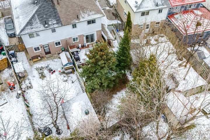 Photo 43 at 44 Herkley Drive, Madoc, Brampton