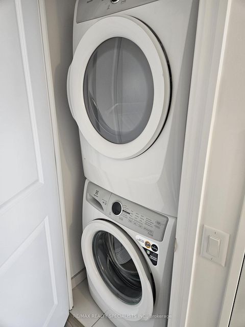 Photo 8 at 3605 - 36 Elm Drive W, City Centre, Mississauga