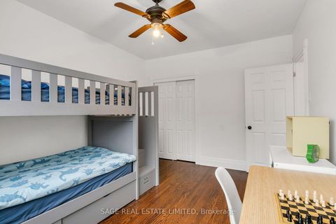 Photo 14 at 32 Sherwood Avenue, Maryvale, Toronto