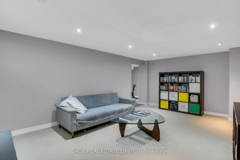 Photo 20 at 32 Sherwood Avenue, Maryvale, Toronto