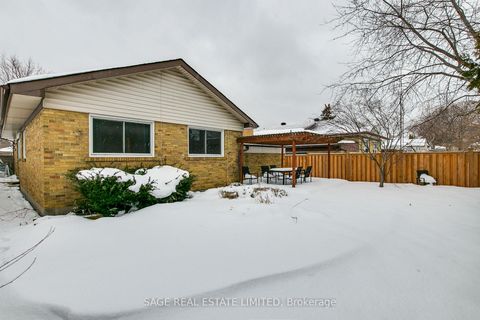 Photo 26 at 32 Sherwood Avenue, Maryvale, Toronto