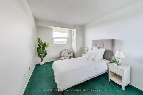 Photo 11 at 416 - 10 Dean Park Road, Rouge E11, Toronto