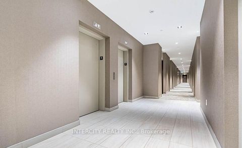 Photo 2 at 1608 - 60 Honeycrisp Crescent, Vaughan Corporate Centre, Vaughan