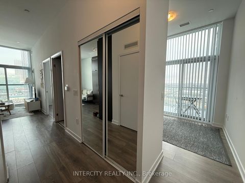 Photo 5 at 1608 - 60 Honeycrisp Crescent, Vaughan Corporate Centre, Vaughan