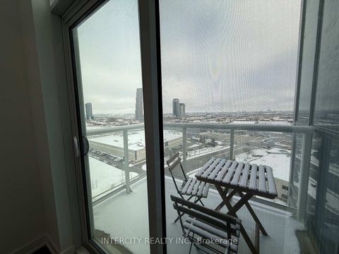 Photo 13 at 1608 - 60 Honeycrisp Crescent, Vaughan Corporate Centre, Vaughan