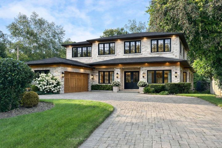 Photo 2 at 30 Hi Mount Drive, Bayview Village, Toronto