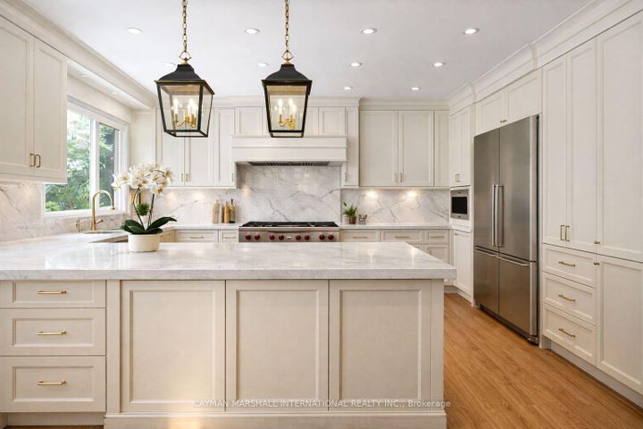 Photo 7 at 30 Hi Mount Drive, Bayview Village, Toronto