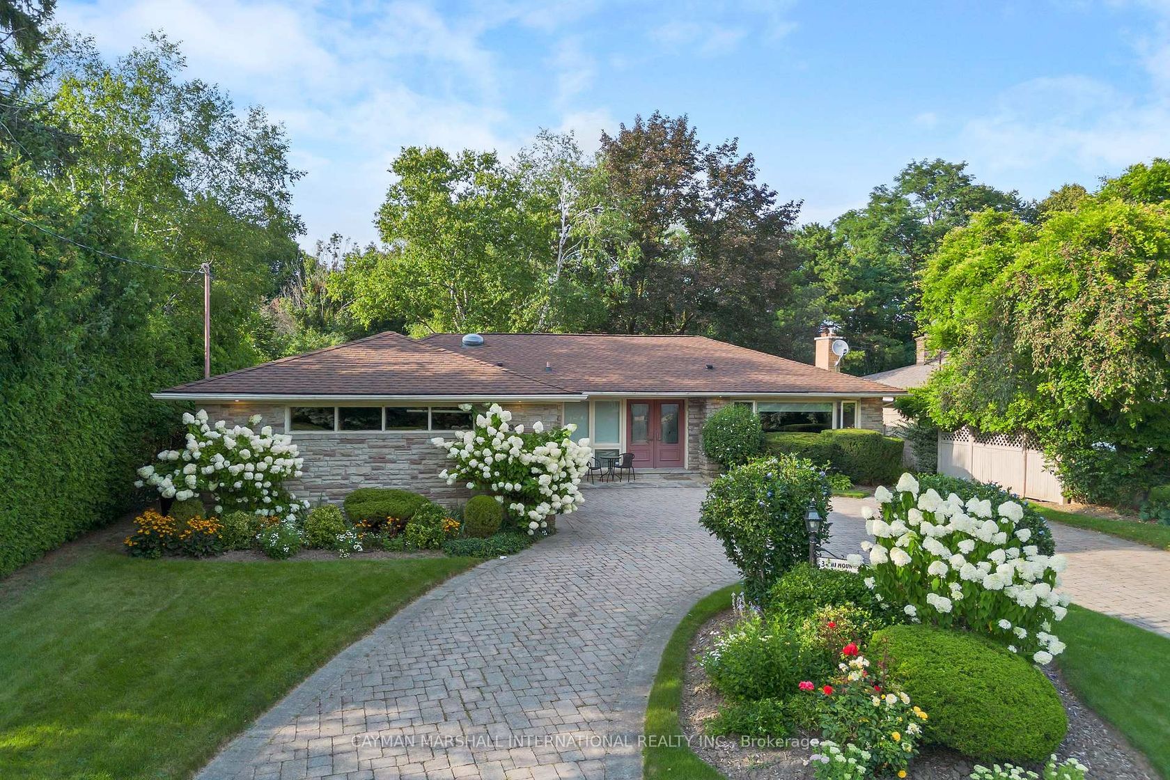 30 Hi Mount Drive, Bayview Village, Toronto 2