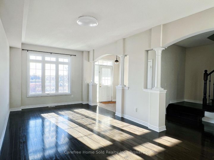 Photo 5 at 33 Oakmoor Lane, Cornell, Markham