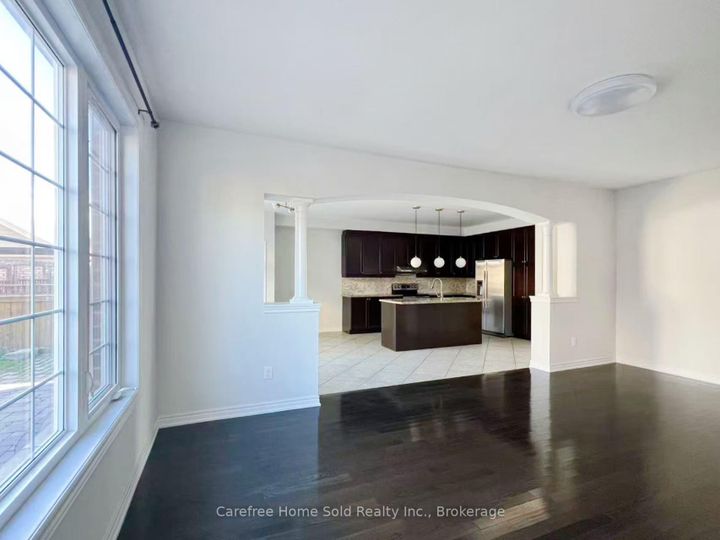 Photo 9 at 33 Oakmoor Lane, Cornell, Markham