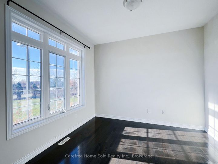 Photo 12 at 33 Oakmoor Lane, Cornell, Markham