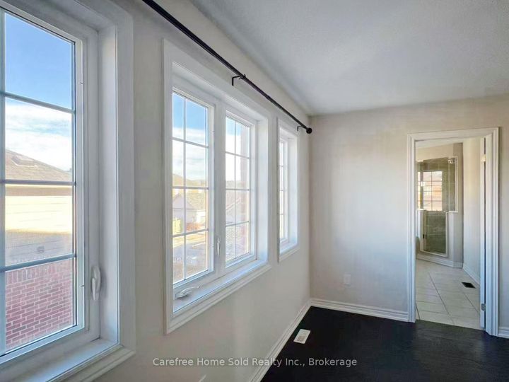 Photo 18 at 33 Oakmoor Lane, Cornell, Markham