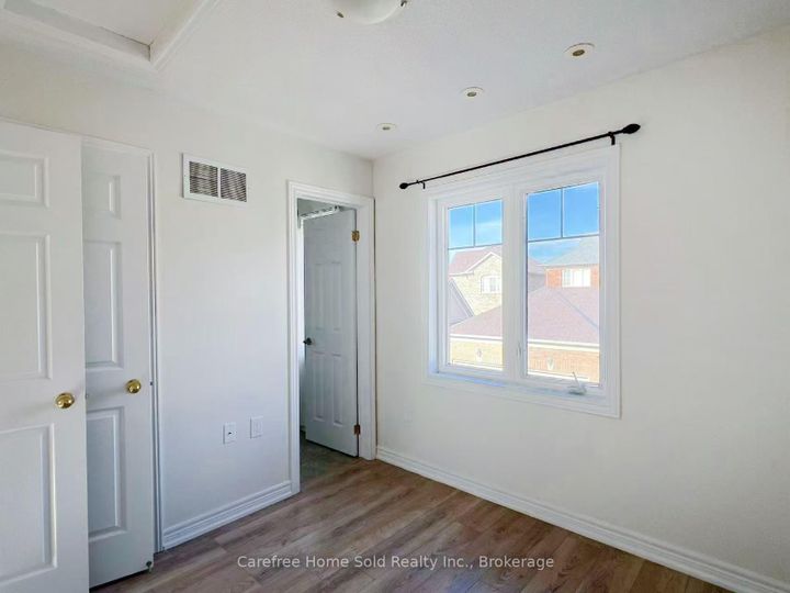 Photo 37 at 33 Oakmoor Lane, Cornell, Markham