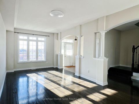 Photo 5 at 33 Oakmoor Lane, Cornell, Markham