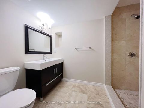 Photo 33 at 33 Oakmoor Lane, Cornell, Markham