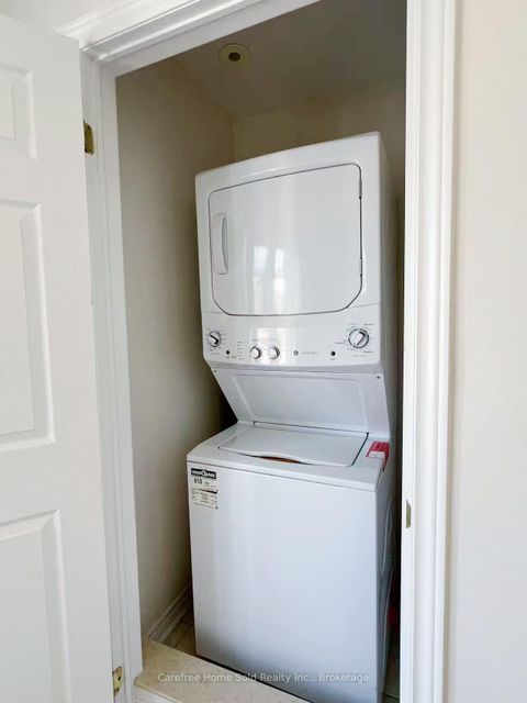 Photo 38 at 33 Oakmoor Lane, Cornell, Markham