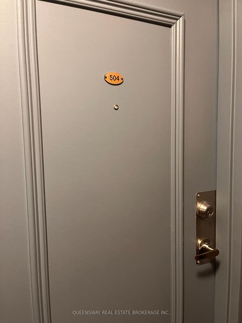 Photo 1 at 504 - 10 Edgecliff Golfway, Flemingdon Park, Toronto