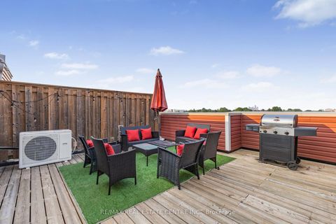 Photo 21 at 27 - 100 Long Branch Avenue, Long Branch, Toronto