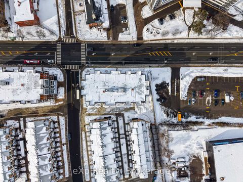 Photo 4 at 410 - 160 Canon Jackson Drive, Greenbrook, Toronto