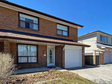 Photo 1 at 28 Peterson Drive, Humbermede, Toronto