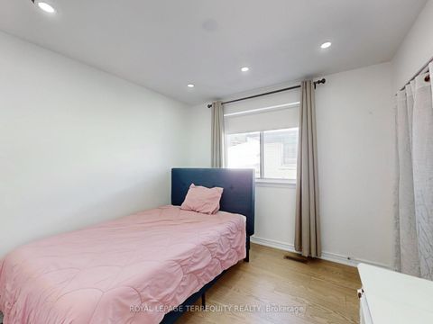 Photo 21 at 28 Peterson Drive, Humbermede, Toronto