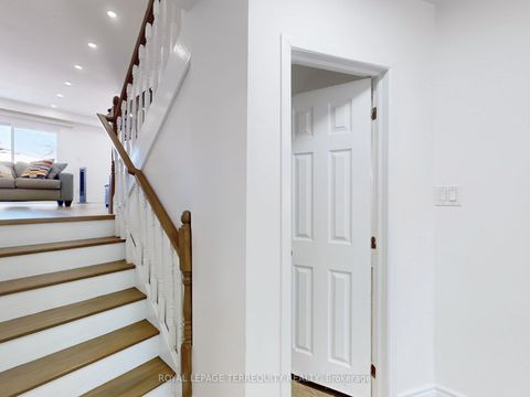 Photo 28 at 28 Peterson Drive, Humbermede, Toronto