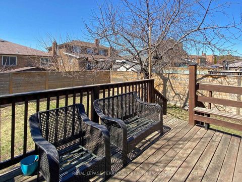 Photo 33 at 28 Peterson Drive, Humbermede, Toronto