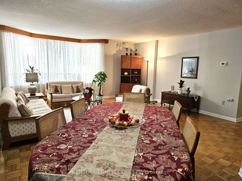 Photo 9 at 123 - 255 The Donway West E, Don Mills, Toronto