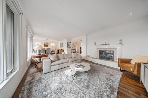 Photo 10 at 154 Old Yonge Street, Windfields, Toronto