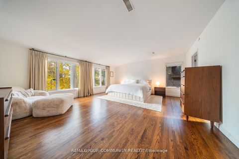 Photo 26 at 154 Old Yonge Street, Windfields, Toronto