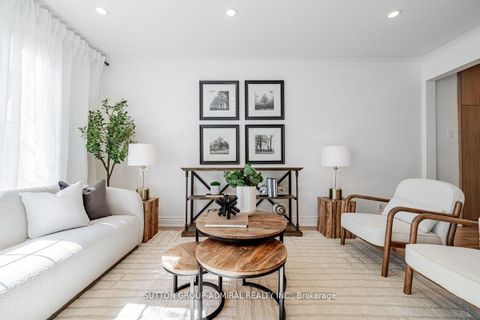 Photo 3 at 248 Sandringham Drive, Westgate, Toronto