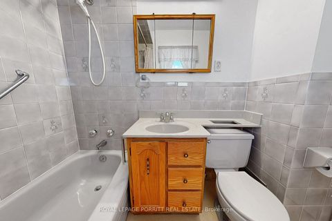 Photo 13 at 38 Eltham Drive, Alderwood, Toronto