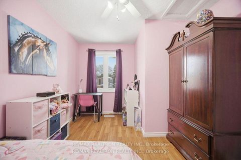 Photo 6 at 14 Mansewood Gardens, West Hill, Toronto