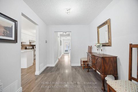 Photo 15 at 14 Mansewood Gardens, West Hill, Toronto