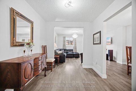 Photo 16 at 14 Mansewood Gardens, West Hill, Toronto