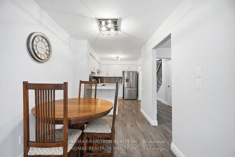 Photo 20 at 14 Mansewood Gardens, West Hill, Toronto