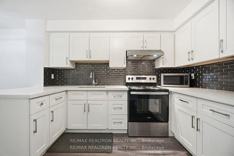 Photo 24 at 14 Mansewood Gardens, West Hill, Toronto