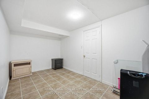 Photo 32 at 14 Mansewood Gardens, West Hill, Toronto