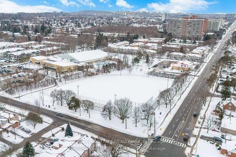 Photo 40 at 14 Mansewood Gardens, West Hill, Toronto