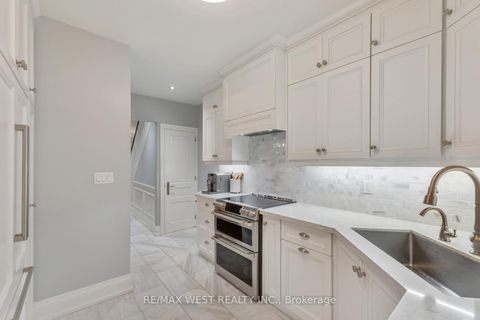 Photo 20 at 470 Runnymede Road, Bloor West Village, Toronto