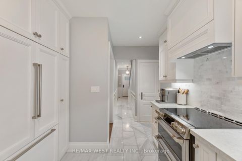 Photo 21 at 470 Runnymede Road, Bloor West Village, Toronto