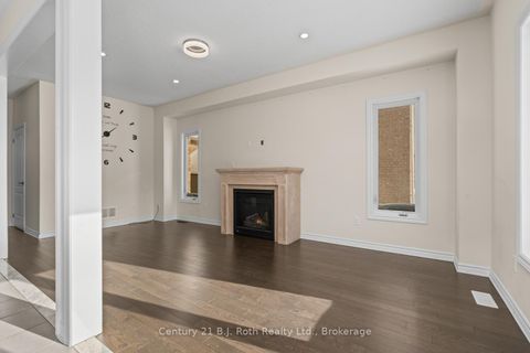 Photo 7 at 99 Terry Clayton Avenue, Beaverton, Brock